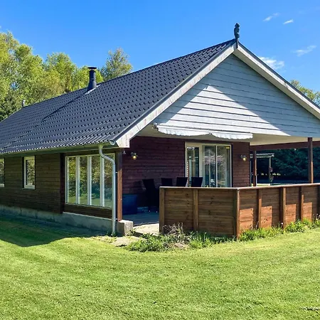 4 Bedroom Gorgeous In