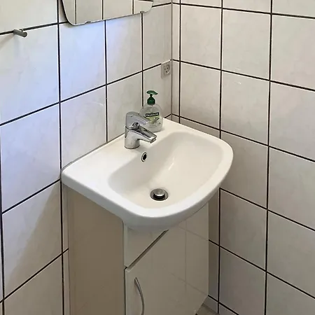 4 Bedroom Gorgeous In *